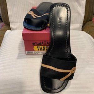 Women's Black Linen/Tan Flat Sandal
